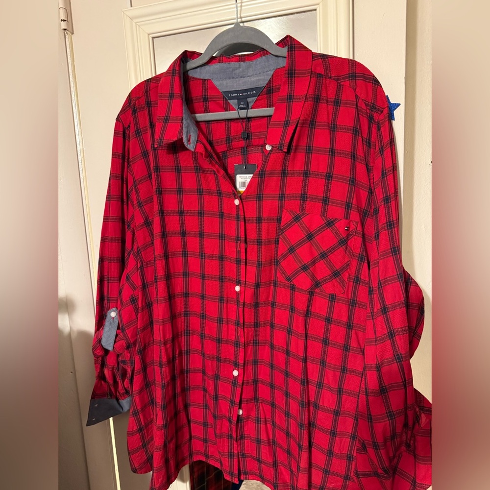 Tommy Hilfiger plaid shirt. Long sle  3x NWT